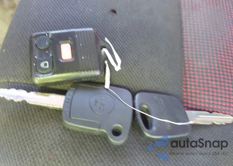 1998 Ford Explorer Eddie Bauer/Limited/Xlt from USA, damaged, VIN 1FMZU32P1WZC19718